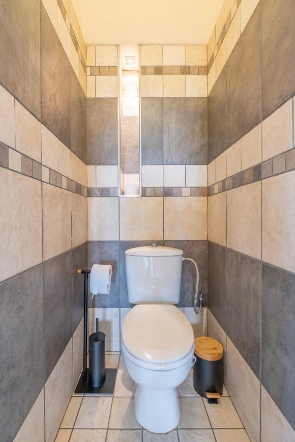 Sunrise 1Bdrm View Apartment Ndk Congress Centre Sofia Esterno foto